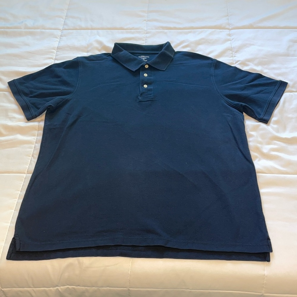 Croft & Barrow navy pique polo in 100% cotton Men's XL. Like new condition Nice!